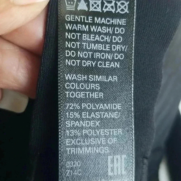 Mark & Spencer Black 40C lightly lined Bra - Picture 4 of 9